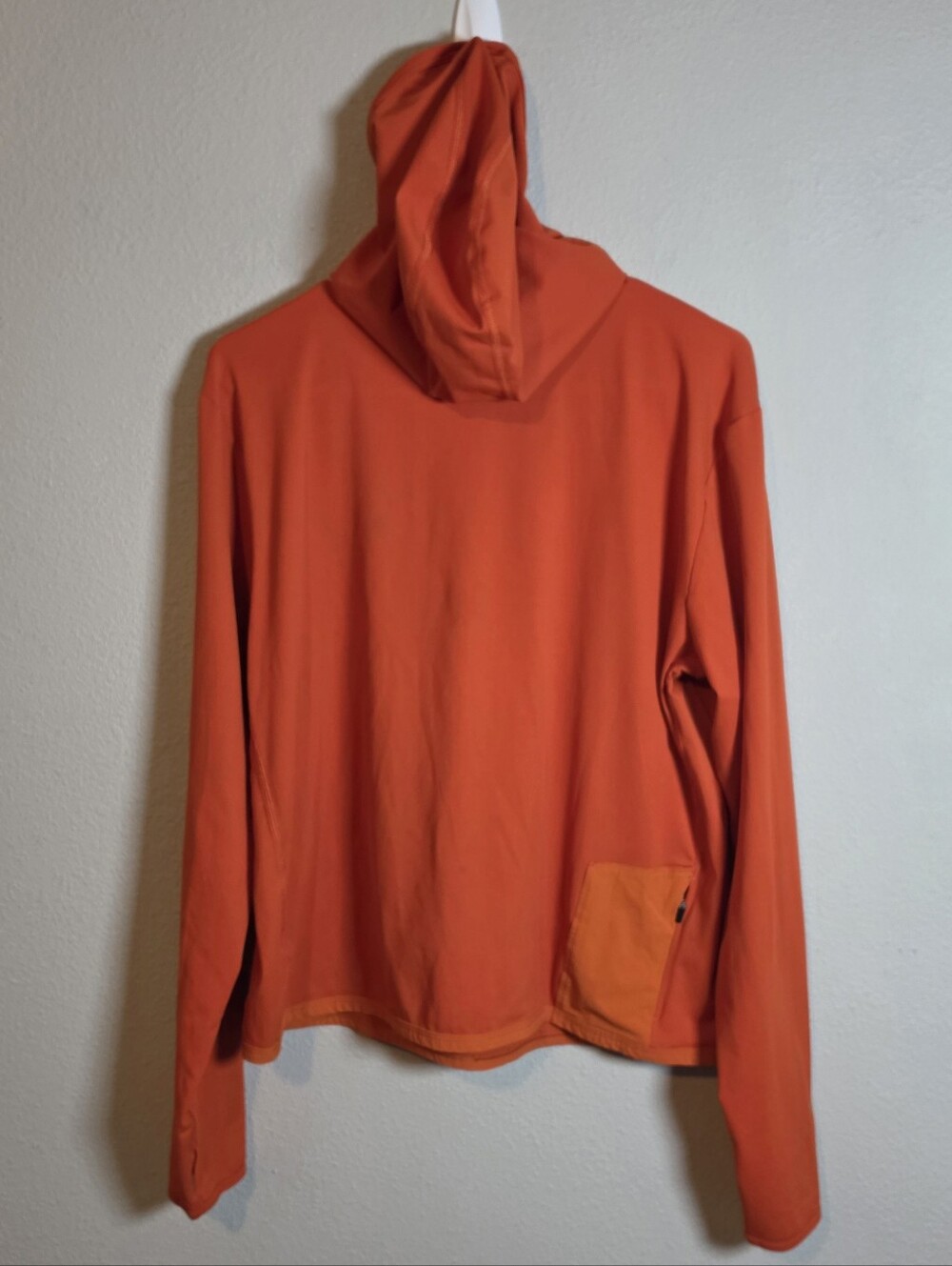 Cotopaxi Sombra Sun Hoodie Womens L Orange UPF 50+ Hiking Gorpcore *small Stain* - Picture 4 of 9